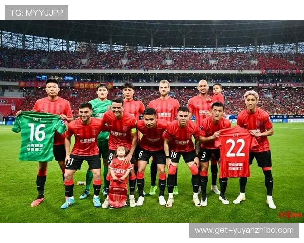 阿奇姆彭中柱韦世豪制造威胁 成都与河南半场0比0战平 阿奇姆彭中柱韦世豪制造威胁 成都与河南半场0比0战平